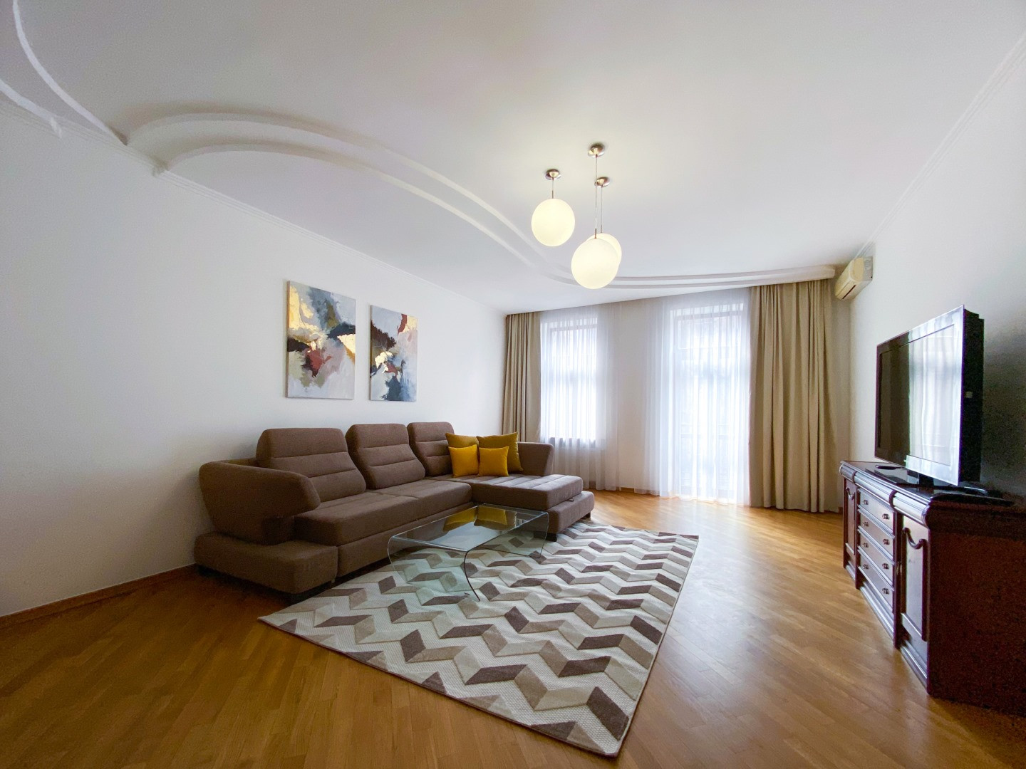 Аренда 4к квартиры в Киеве,  Богдана Хмельницкого ул., 82 8