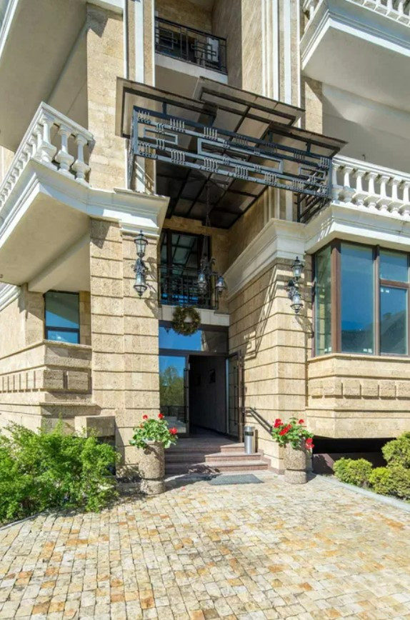 Аренда 4к квартиры в Киеве,  КД Liberty Estate, Лукьяновский пер., 3 14