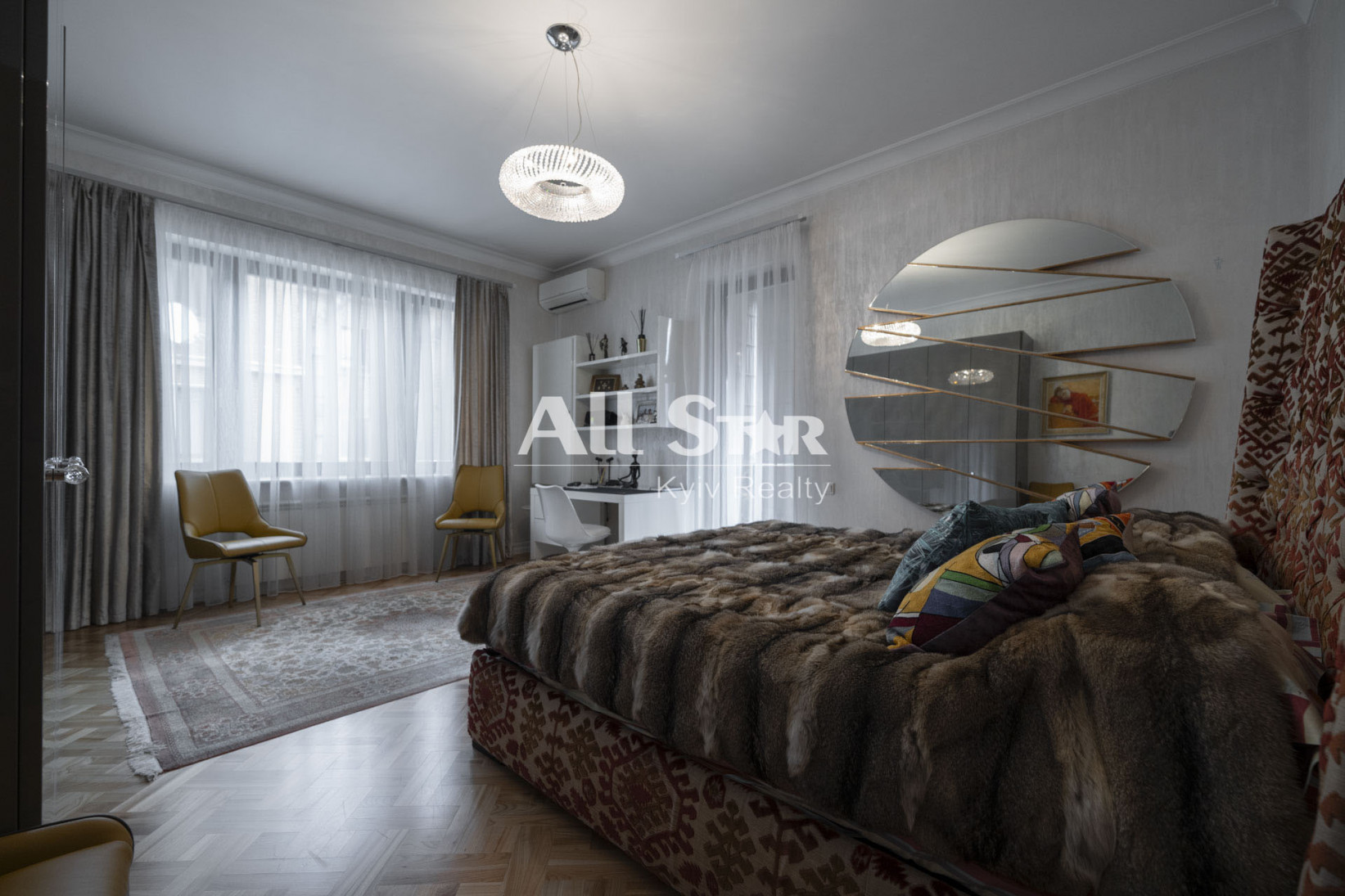 Аренда 4к квартиры в Киеве,  Кропивницкого ул., 10 14