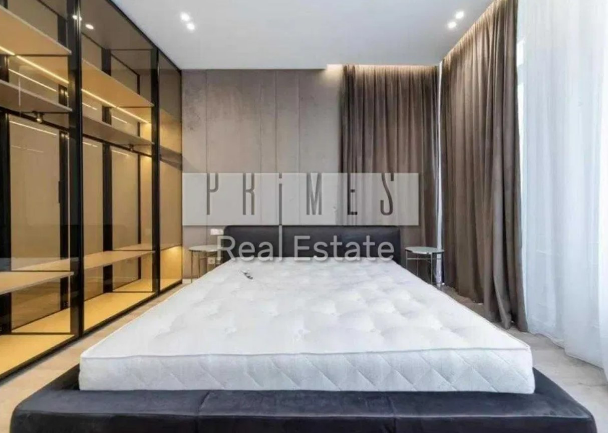 Продажа 3к квартиры в Киеве,  ЖК Новопечерские Липки, Драгомирова Михаила ул., 17В 10