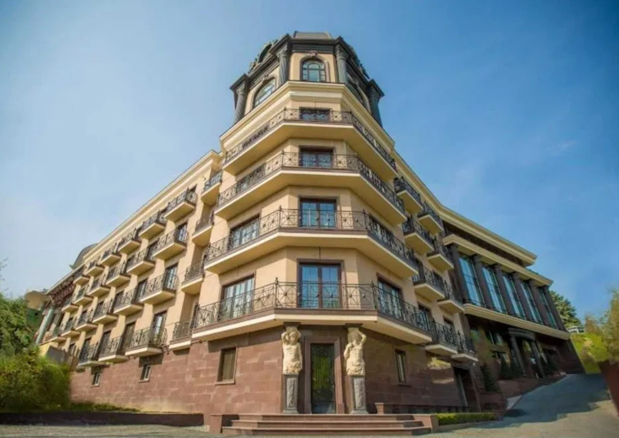 Аренда 2к квартиры в Киеве, Мичурина ул., 56/2 1