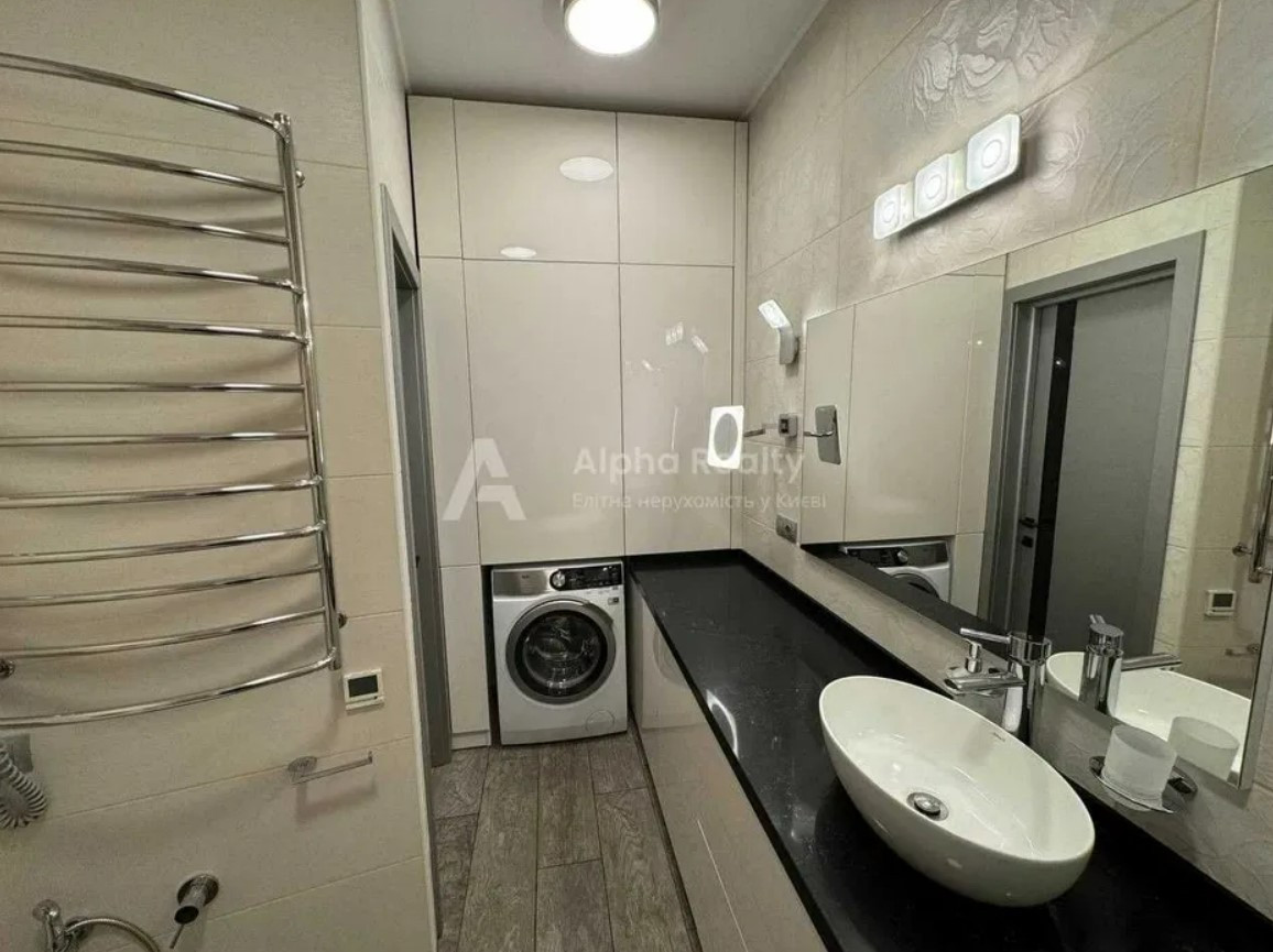 Аренда 3к квартиры в Киеве,  ЖК Скайлайн, Коновальца ул. (Щорса ул.), 26А 3