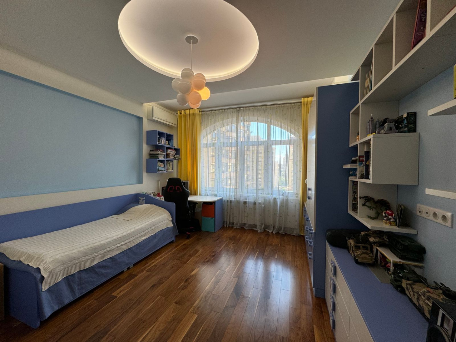 Аренда 4к квартиры в Киеве, ЖК Златоустовский, Полтавская ул., 13 13
