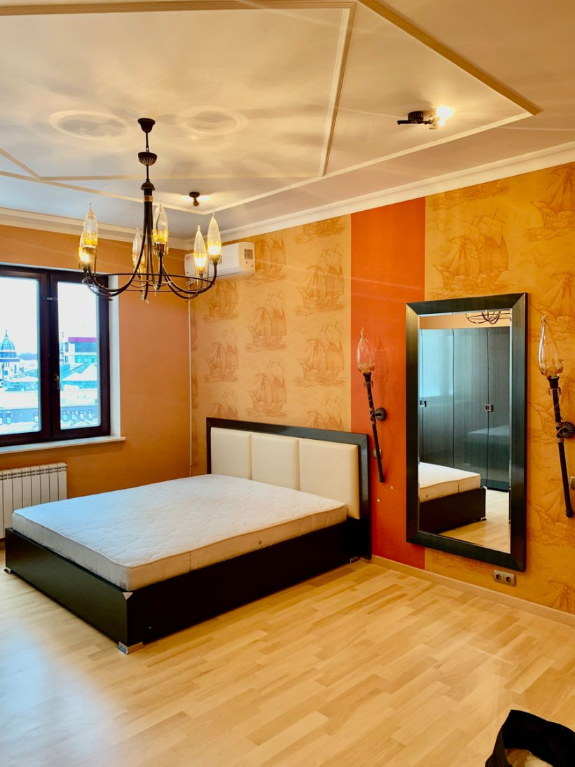 Аренда 5к квартиры в Киеве,  Кропивницкого ул., 10 15