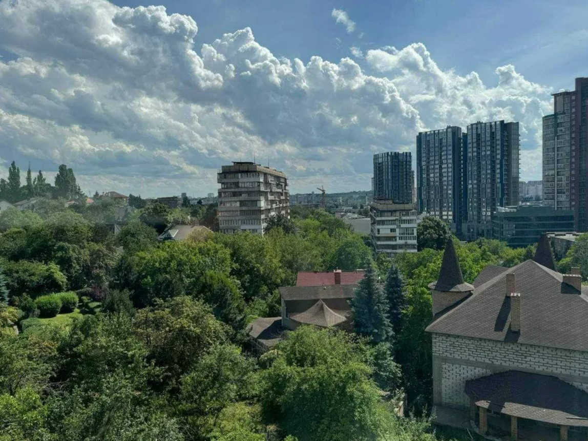 Аренда 3к квартиры в Киеве, Глазунова ул., 13 2