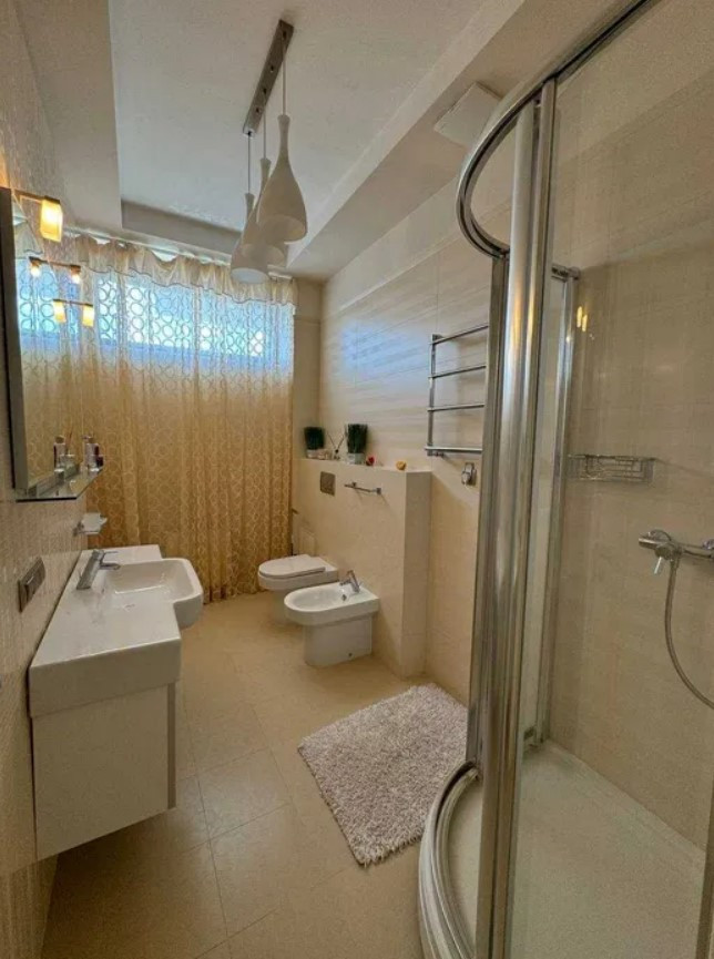 Аренда 3к квартиры в Киеве, Глазунова ул., 13 7