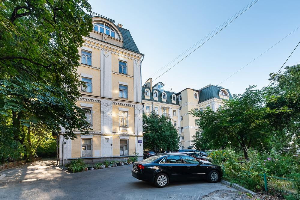 Аренда 2к квартиры в Киеве,  Бехтеревский переулок, 13А 14