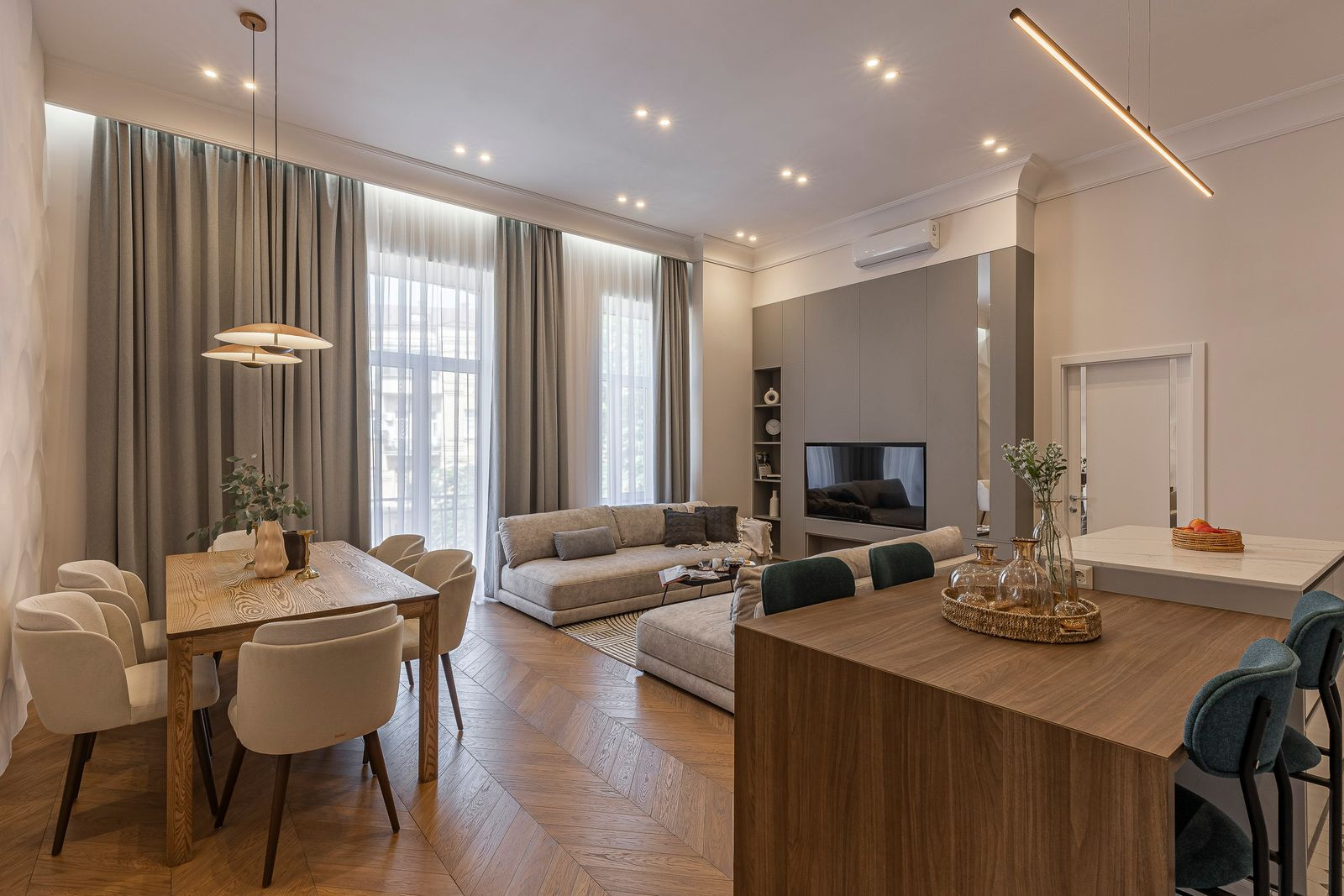 Аренда 3к квартиры в Киеве,  Заньковецкой ул., 3 2