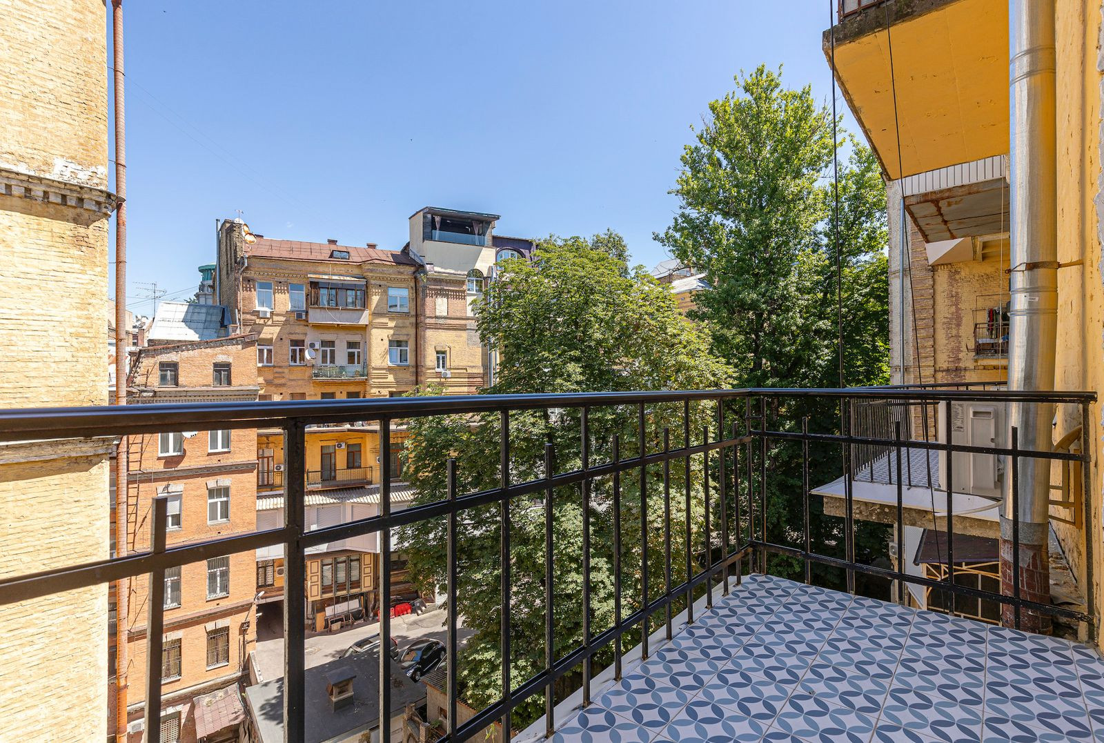 Аренда 3к квартиры в Киеве,  Заньковецкой ул., 3 6
