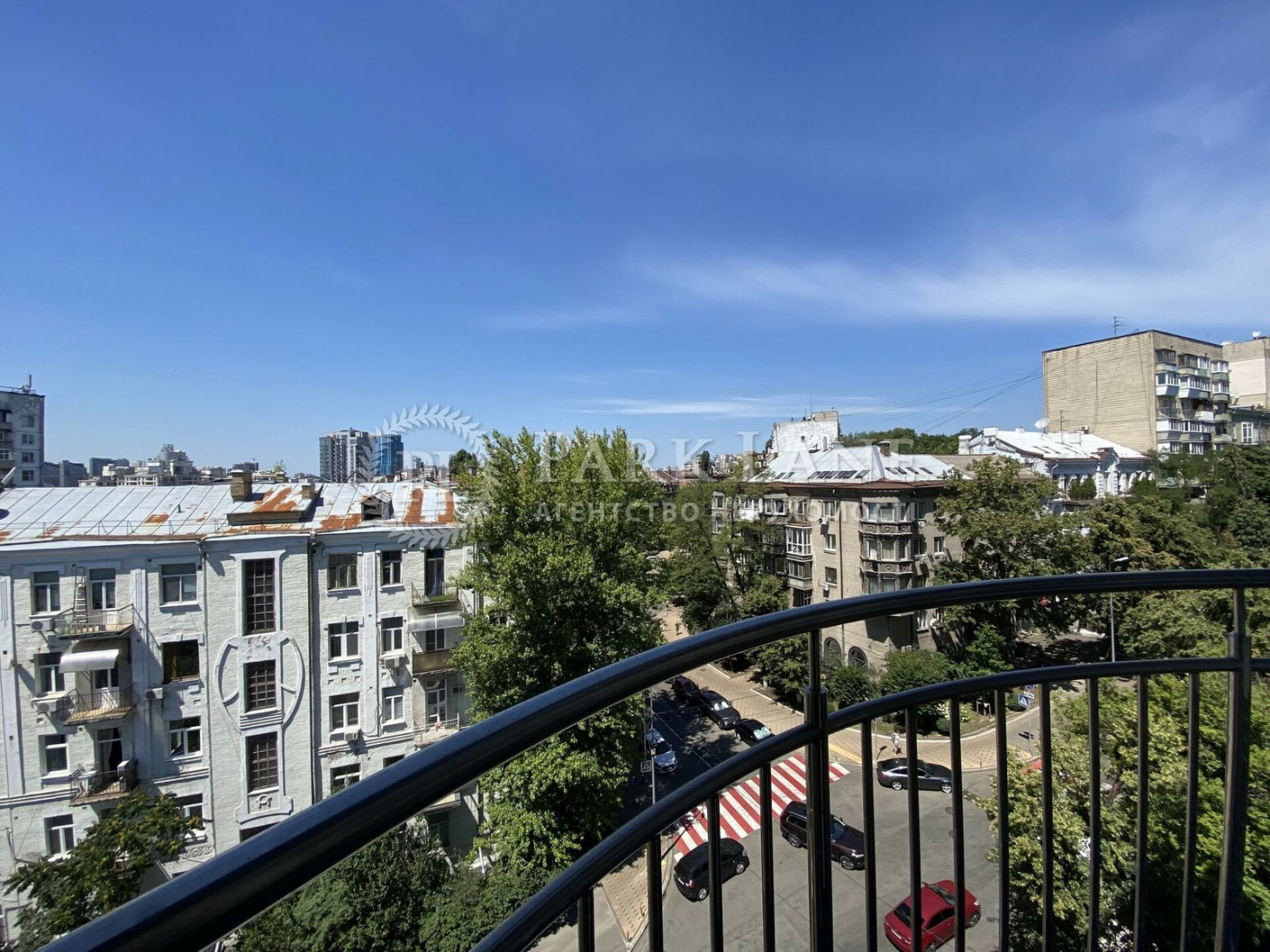 Аренда 4к квартиры в Киеве,  КД Tarasovskiy Apartments, Тарасовская ул., 9В 1