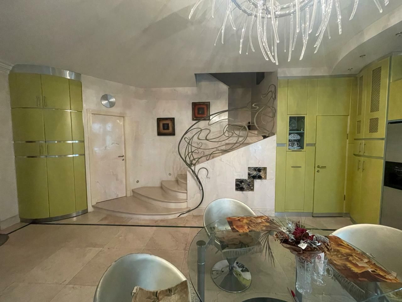 Аренда 3к квартиры в Киеве,  Орлика Филиппа ул., 6 6