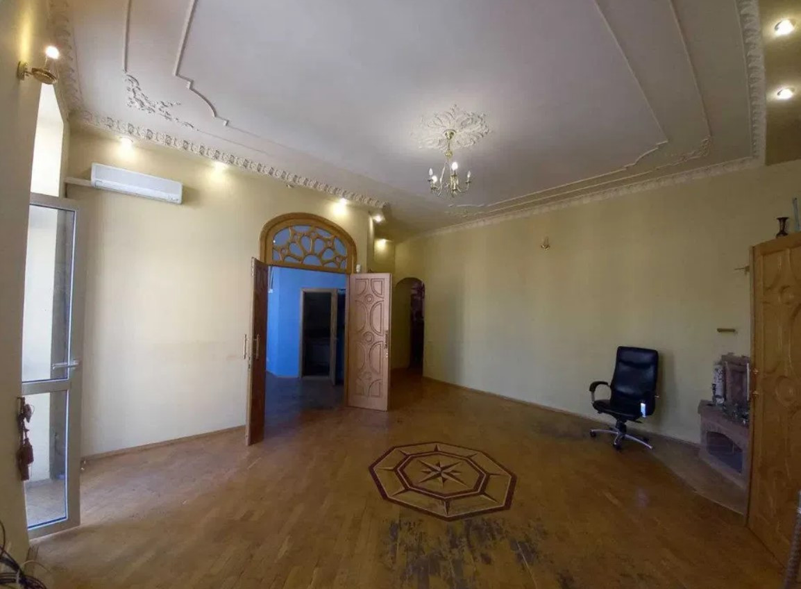 Продажа 3к квартиры в Киеве, Богдана Хмельницкого ул., 35/1 11