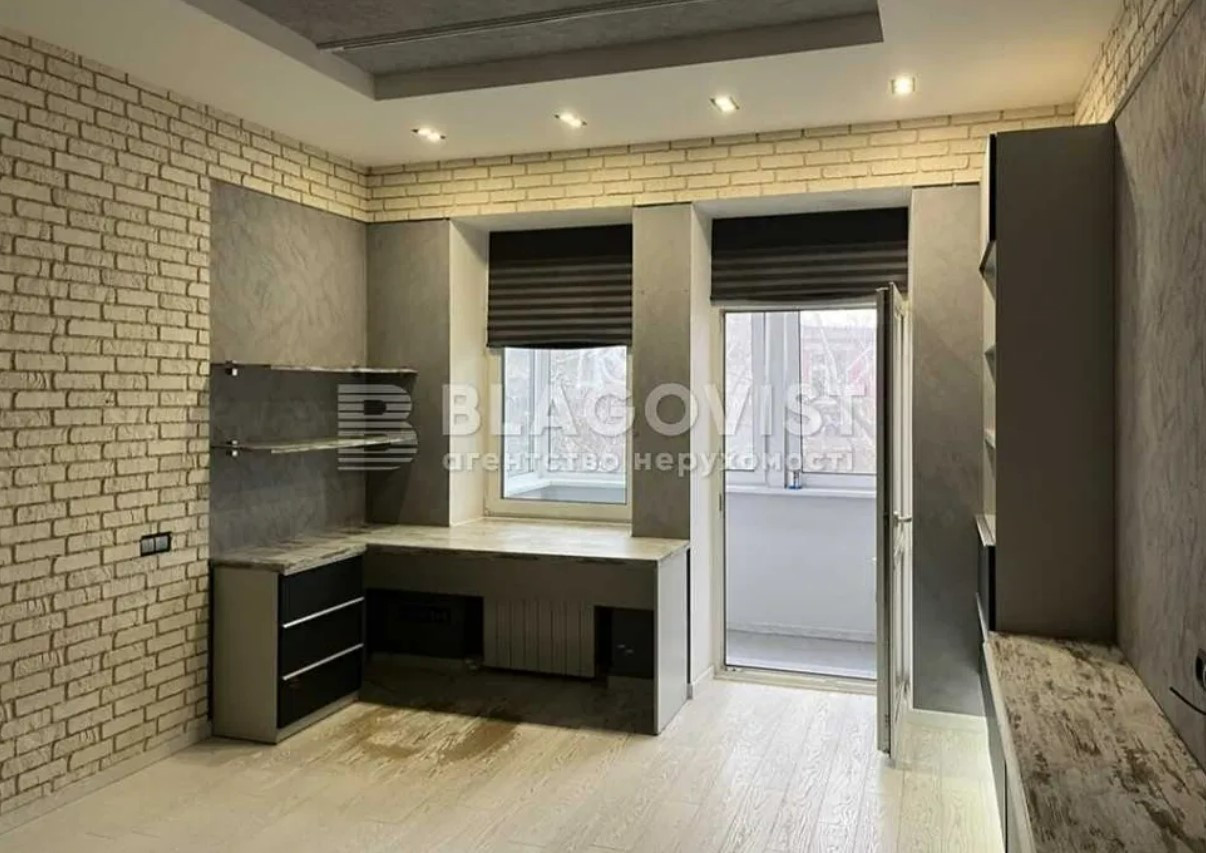 Продажа 4к квартиры в Киеве,  Обсерваторная ул., 10 0