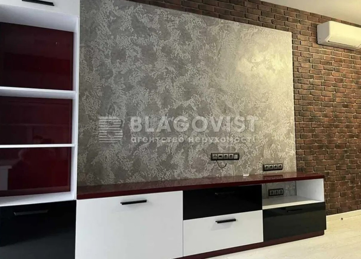 Продажа 4к квартиры в Киеве,  Обсерваторная ул., 10 9