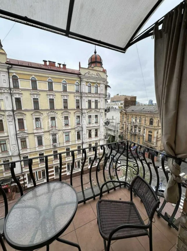 Продажа 2к квартиры в Киеве,  Михайловский переулок, 16/16 4