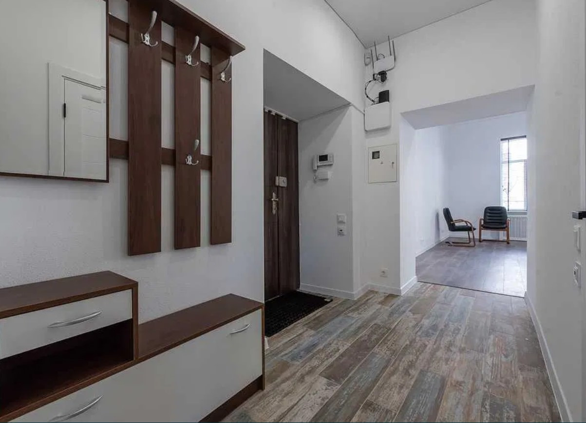 Продажа 3к квартиры в Киеве,  Богдана Хмельницкого ул., 16