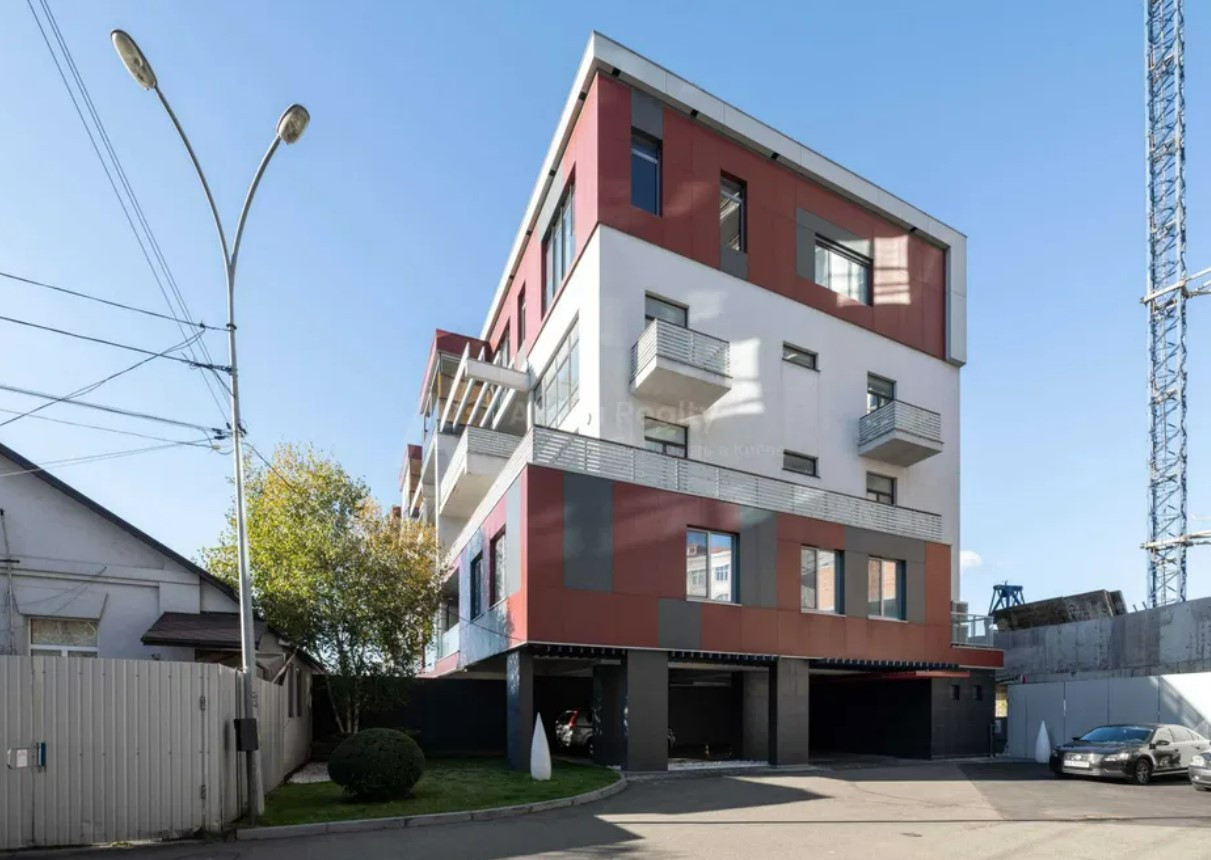 Аренда 3к квартиры в Киеве,  Глазунова ул., 13 1
