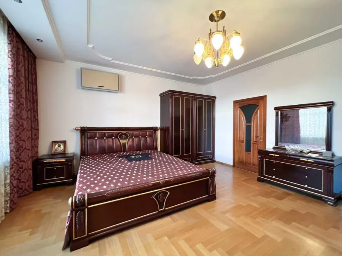 Аренда 4к квартиры в Киеве, Гончара Олеся ул., 26 4