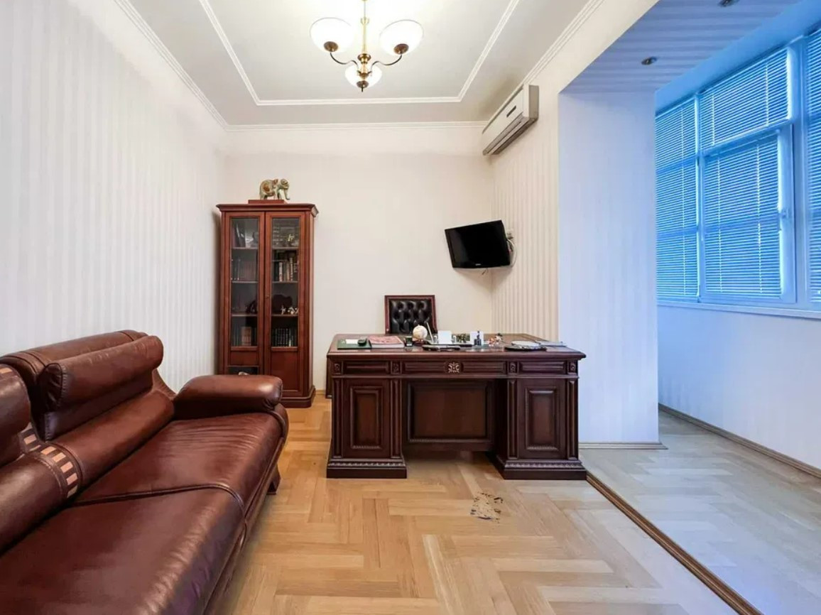 Аренда 4к квартиры в Киеве, Гончара Олеся ул., 26 5