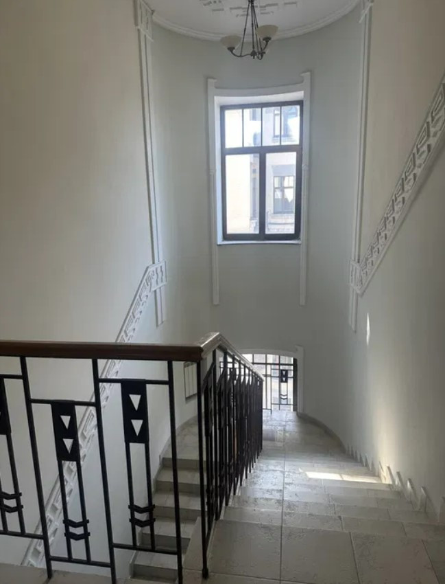 Аренда 4к квартиры в Киеве,  КД Замок на Паньковской, Паньковская ул., 8 1