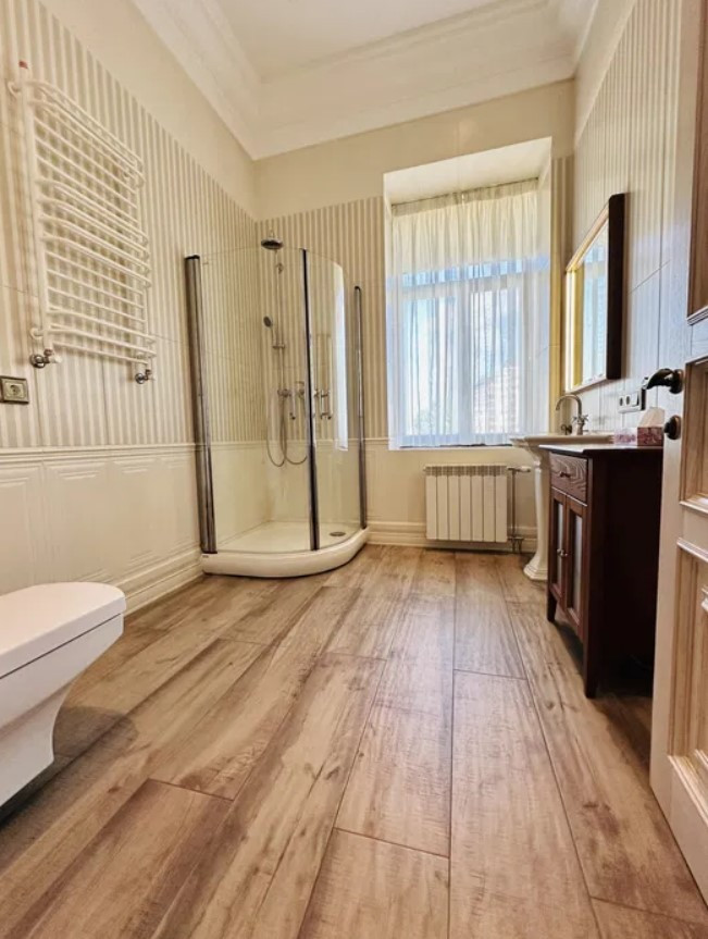 Аренда 4к квартиры в Киеве,  КД Замок на Паньковской, Паньковская ул., 8 16