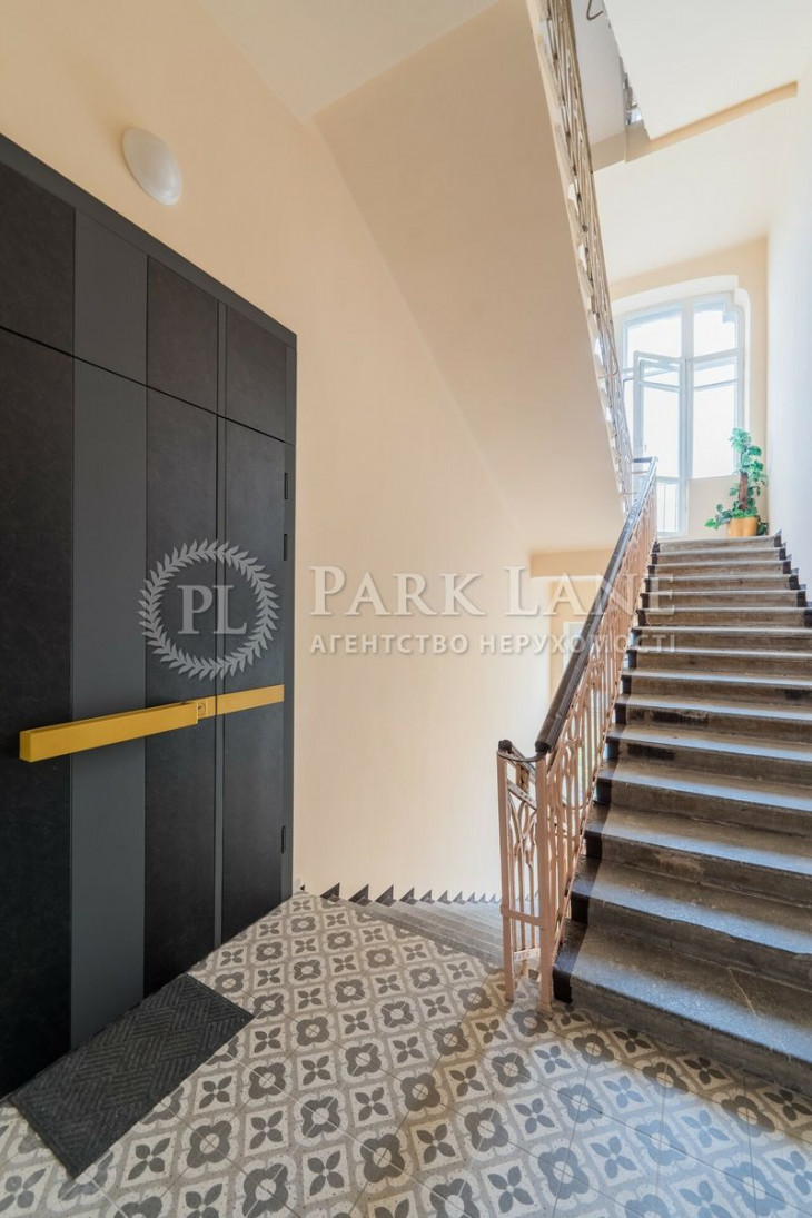 Продажа 3к квартиры в Киеве,  Заньковецкой ул., 7 4