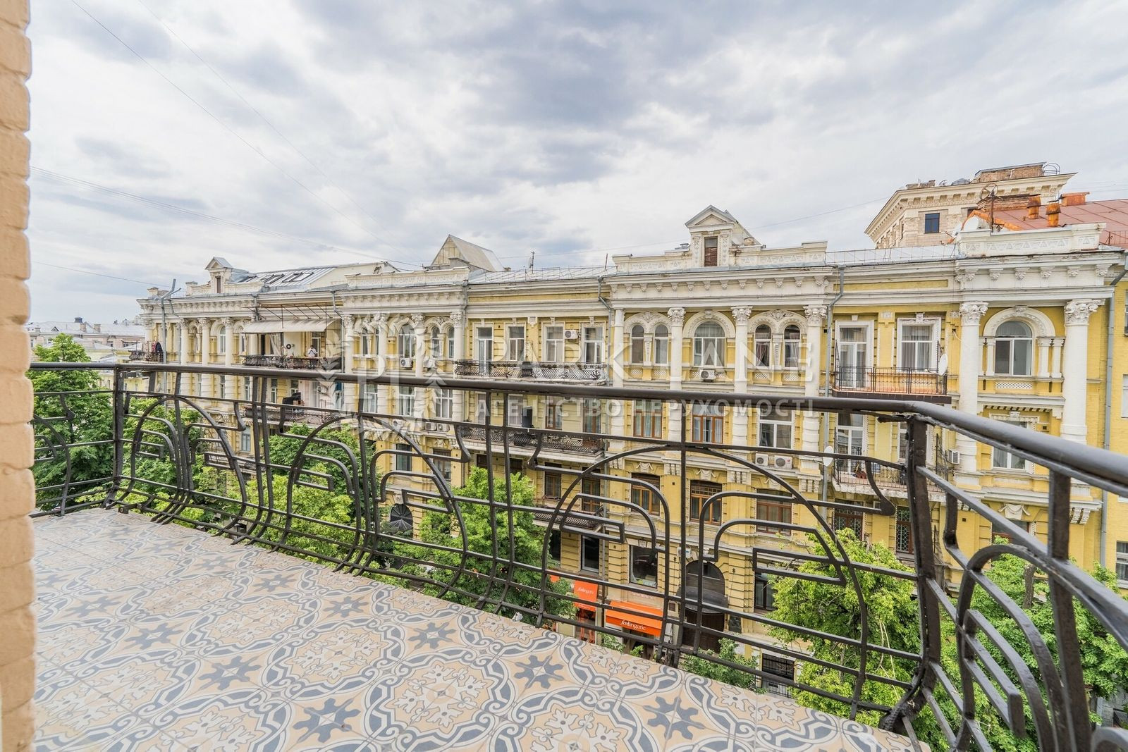 Продажа 3к квартиры в Киеве,  Заньковецкой ул., 7 14