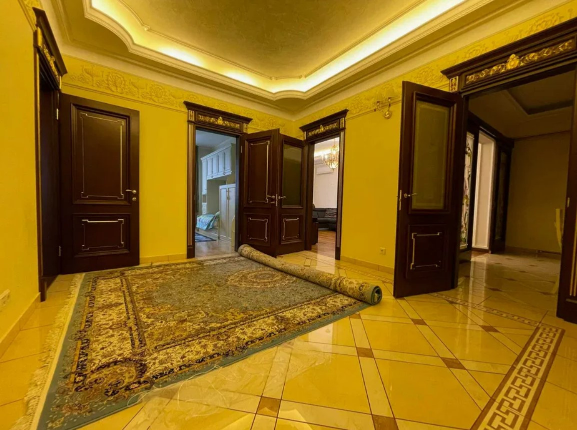 Аренда 3к квартиры в Киеве,  Кудрявский спуск, 3Б 12