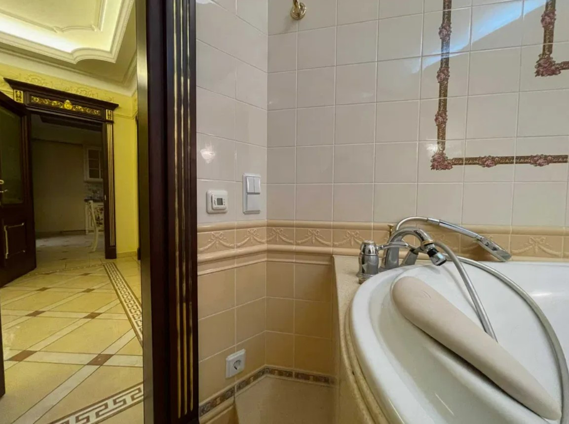 Аренда 3к квартиры в Киеве,  Кудрявский спуск, 3Б 13