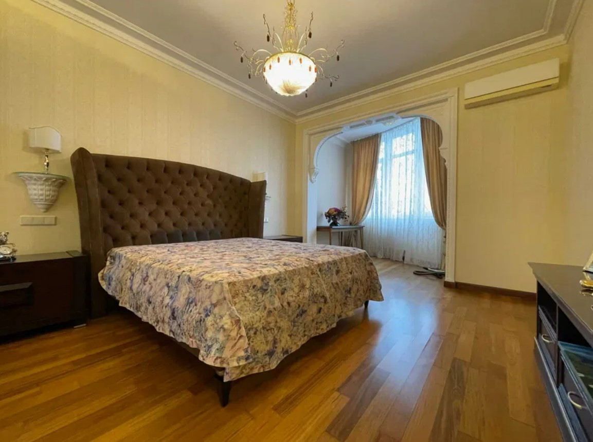 Аренда 3к квартиры в Киеве,  Кудрявский спуск, 3Б 17