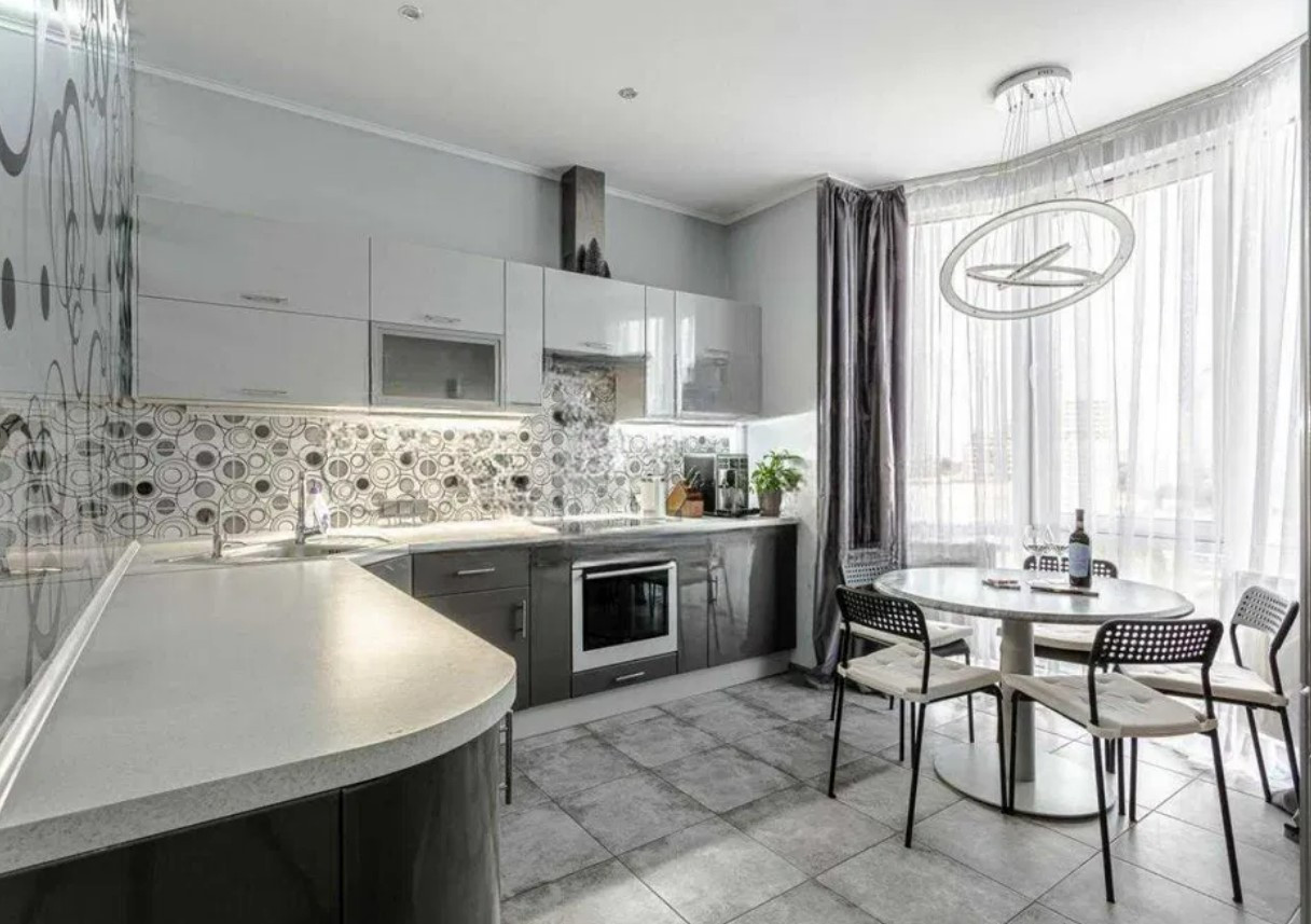 Аренда 4к квартиры в Киеве,  Лабораторный переулок, 6 0