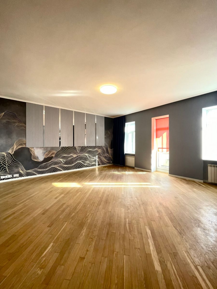 Аренда 5к квартиры в Киеве,  Чеховский переулок, 8 0