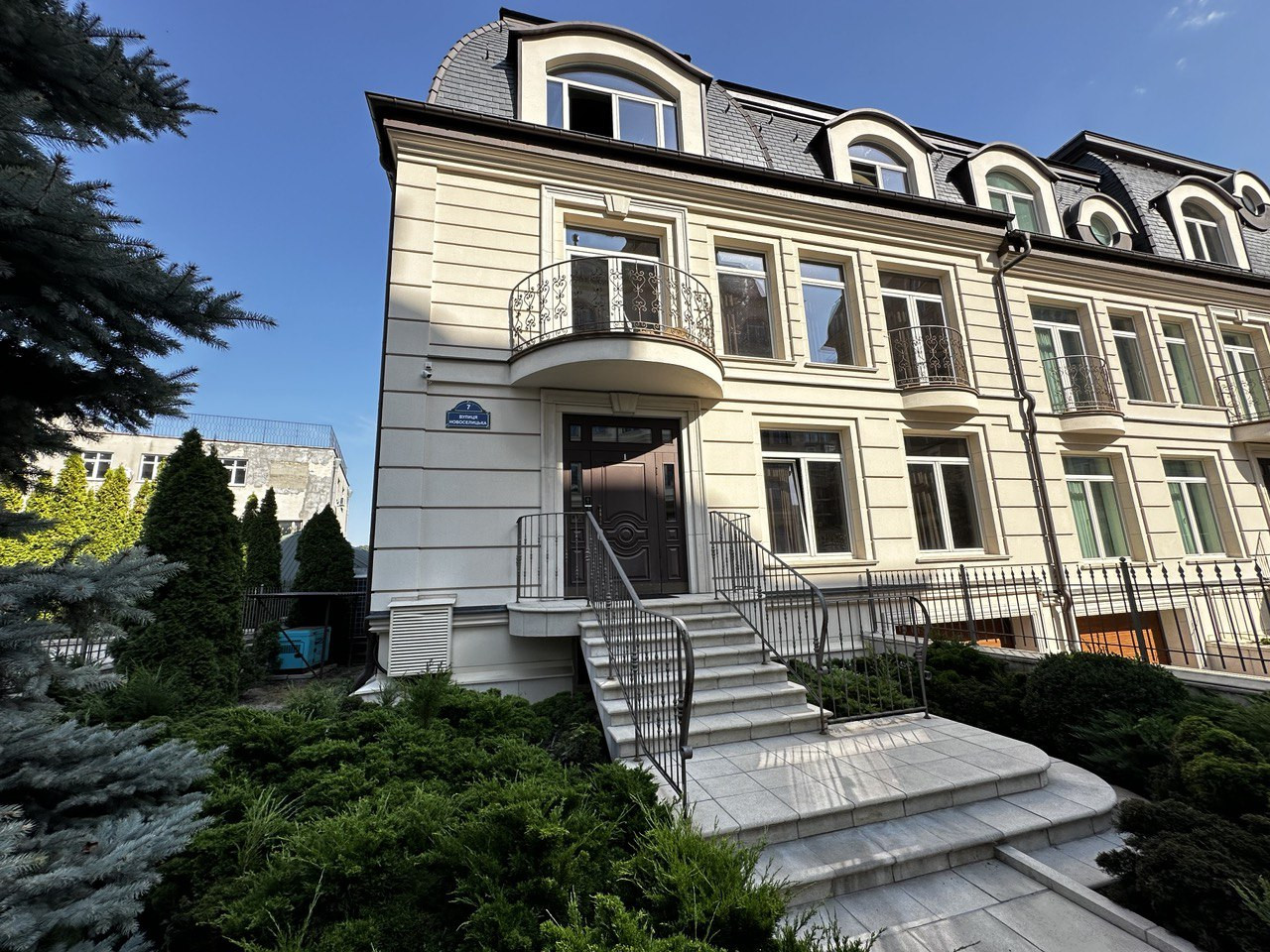 Аренда здания в Киеве,  Новоселицкая ул., 7 0