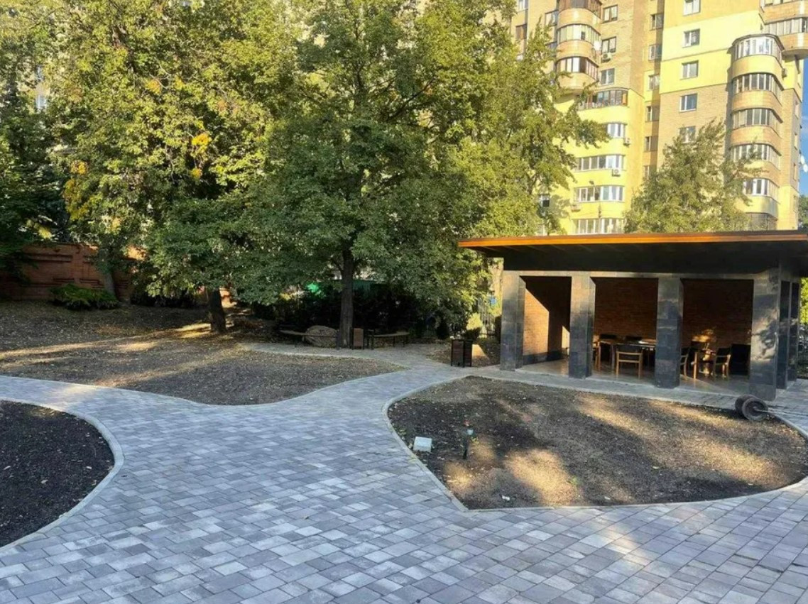 Аренда здания в Киеве, Политехническая ул., 6
