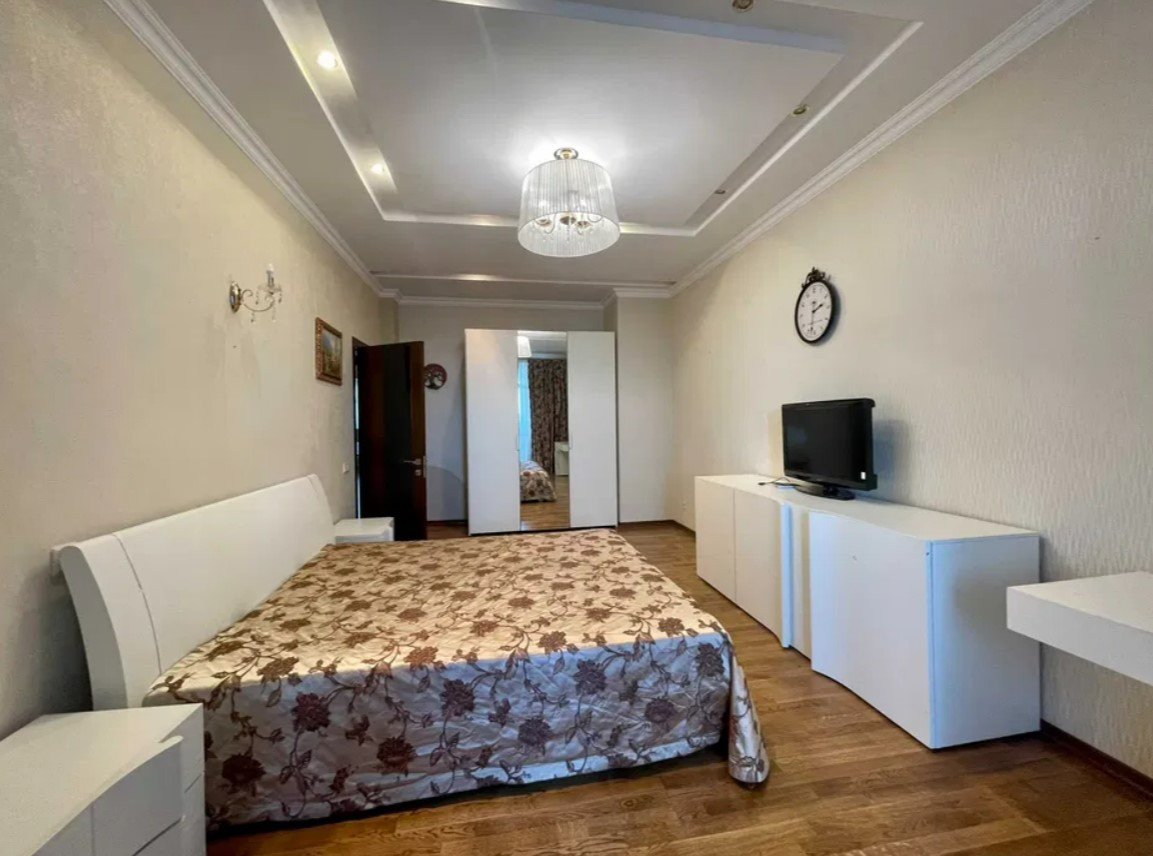 Аренда 5к квартиры в Киеве,  Коновальца ул. (Щорса ул.), 36В 2