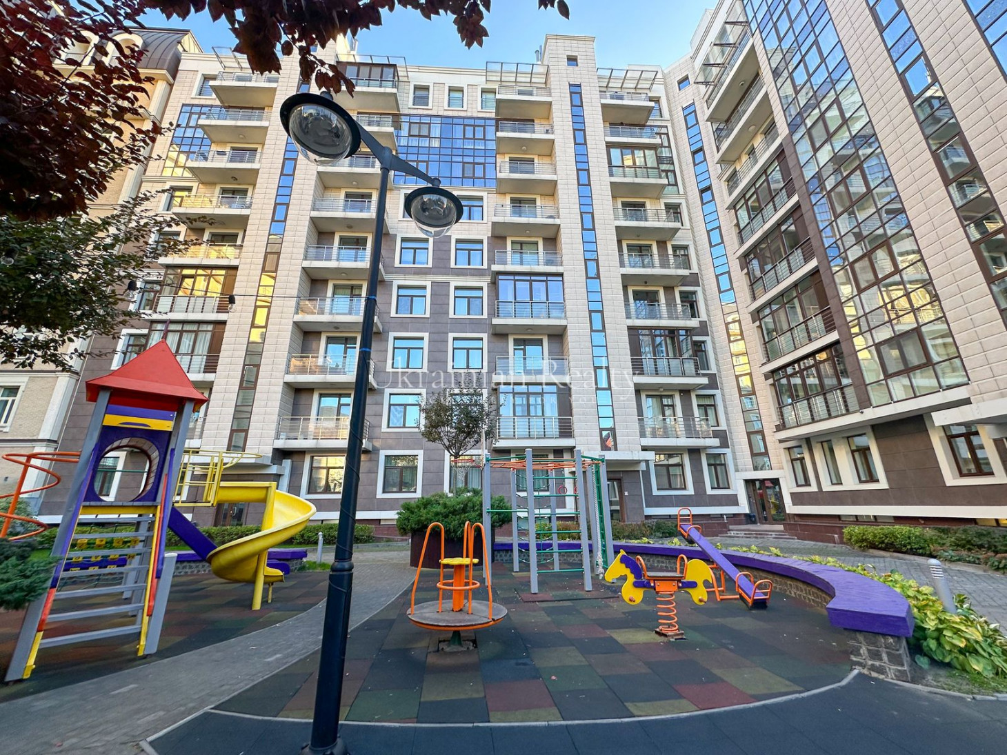 Аренда 3к квартиры в Киеве,  ЖК Зверинецкий, Зверинецкая ул., 47 2