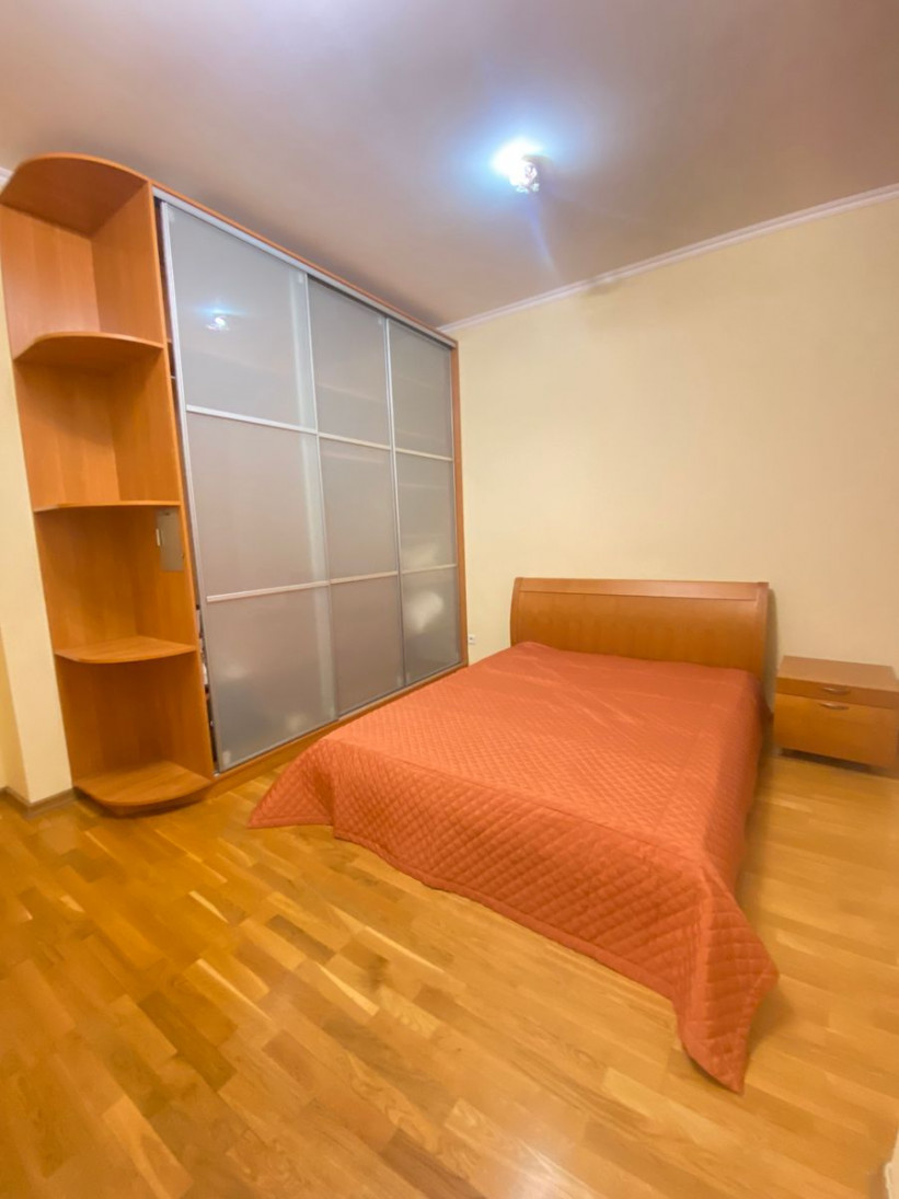 Аренда 3к квартиры в Киеве,  Владимирская ул., 49А 12