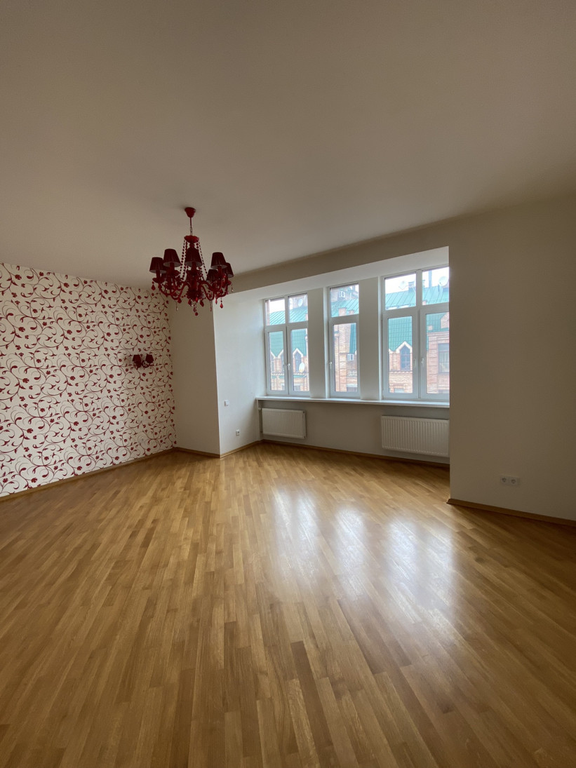 Аренда 5к квартиры в Киеве,  Гончара Олеся ул., 26 2