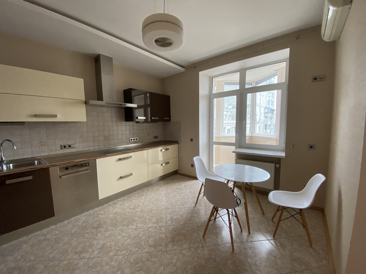 Аренда 5к квартиры в Киеве,  Гончара Олеся ул., 26 32