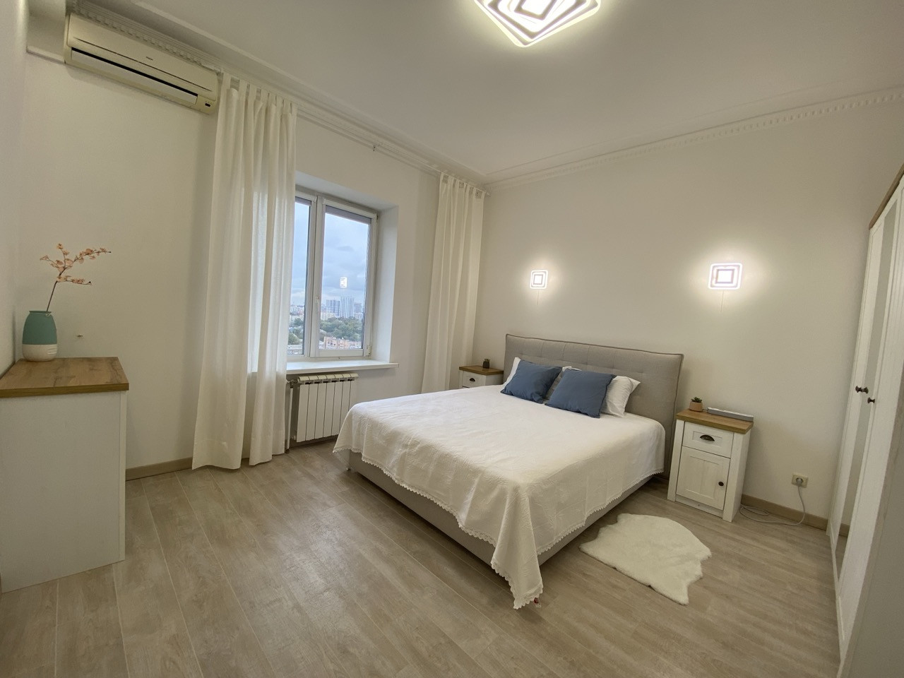 Оренда 5к квартири в Києві,  Дмитрівська вул., 69 6