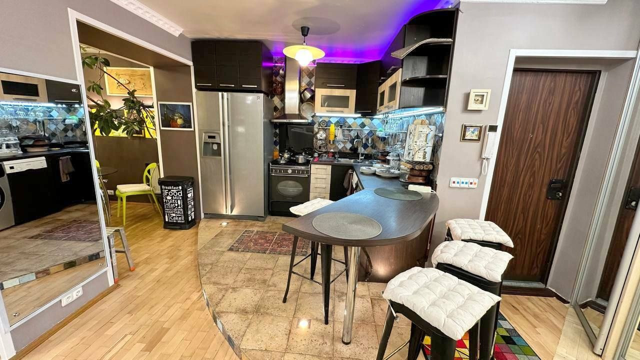 Аренда 4к квартиры в Киеве, Большая Житомирская ул., 27 17