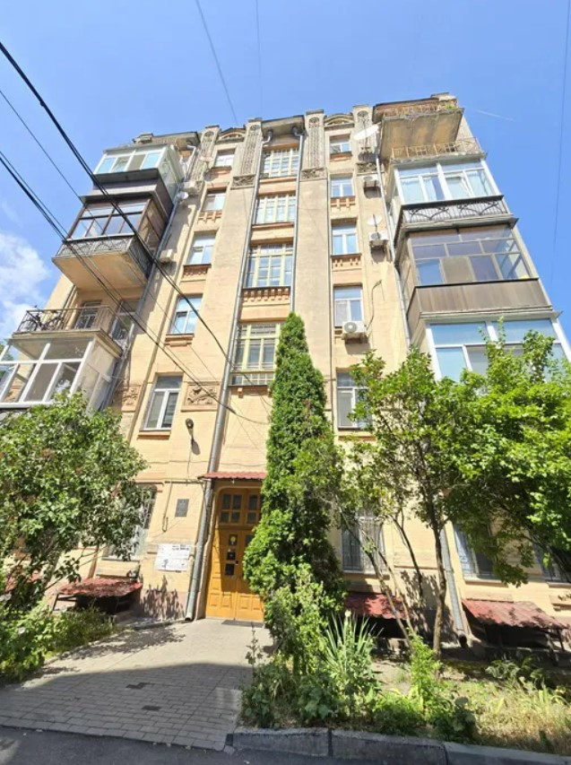 Продажа 2к квартиры в Киеве,  Большая Житомирская ул., 6А 1