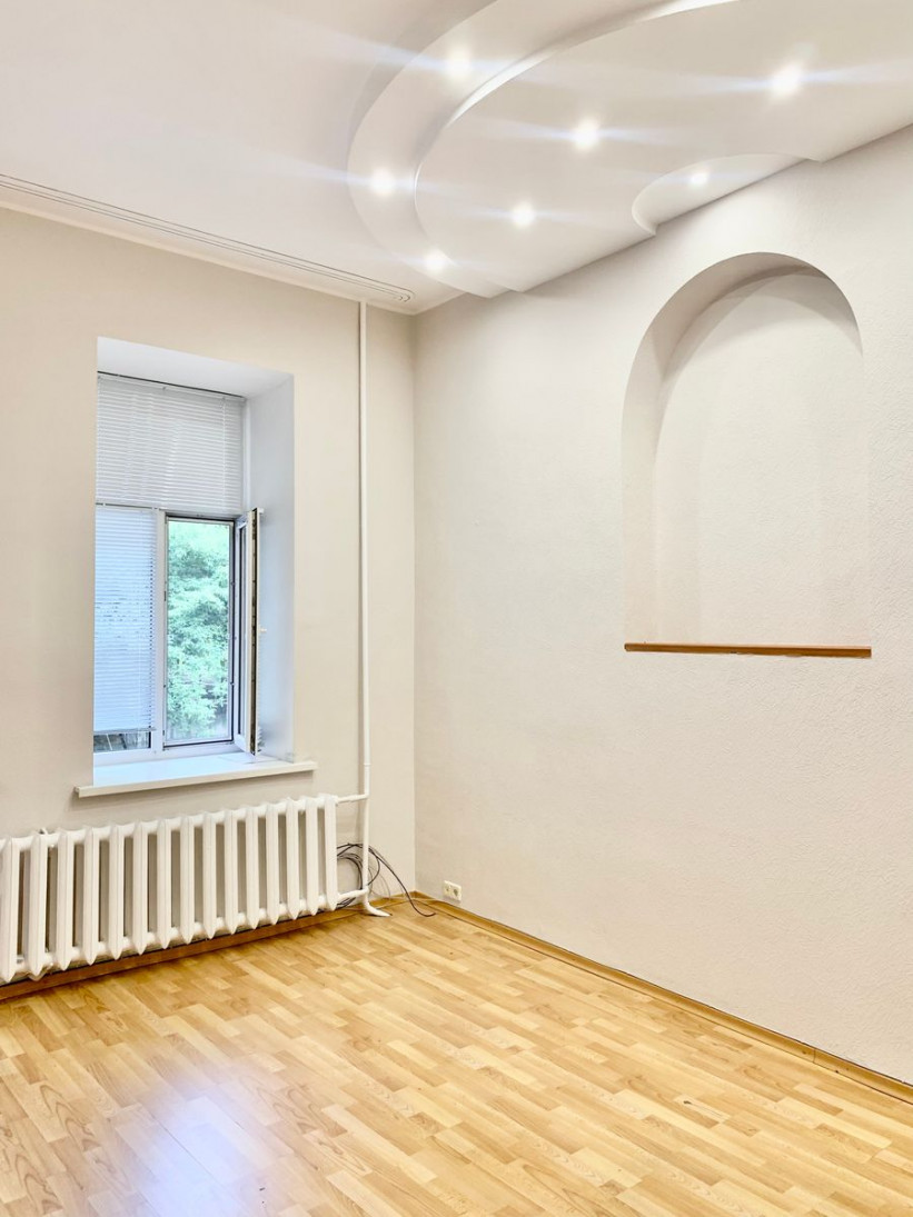 Продажа 3к квартиры в Киеве,  Малая Житомирская ул., 5 3