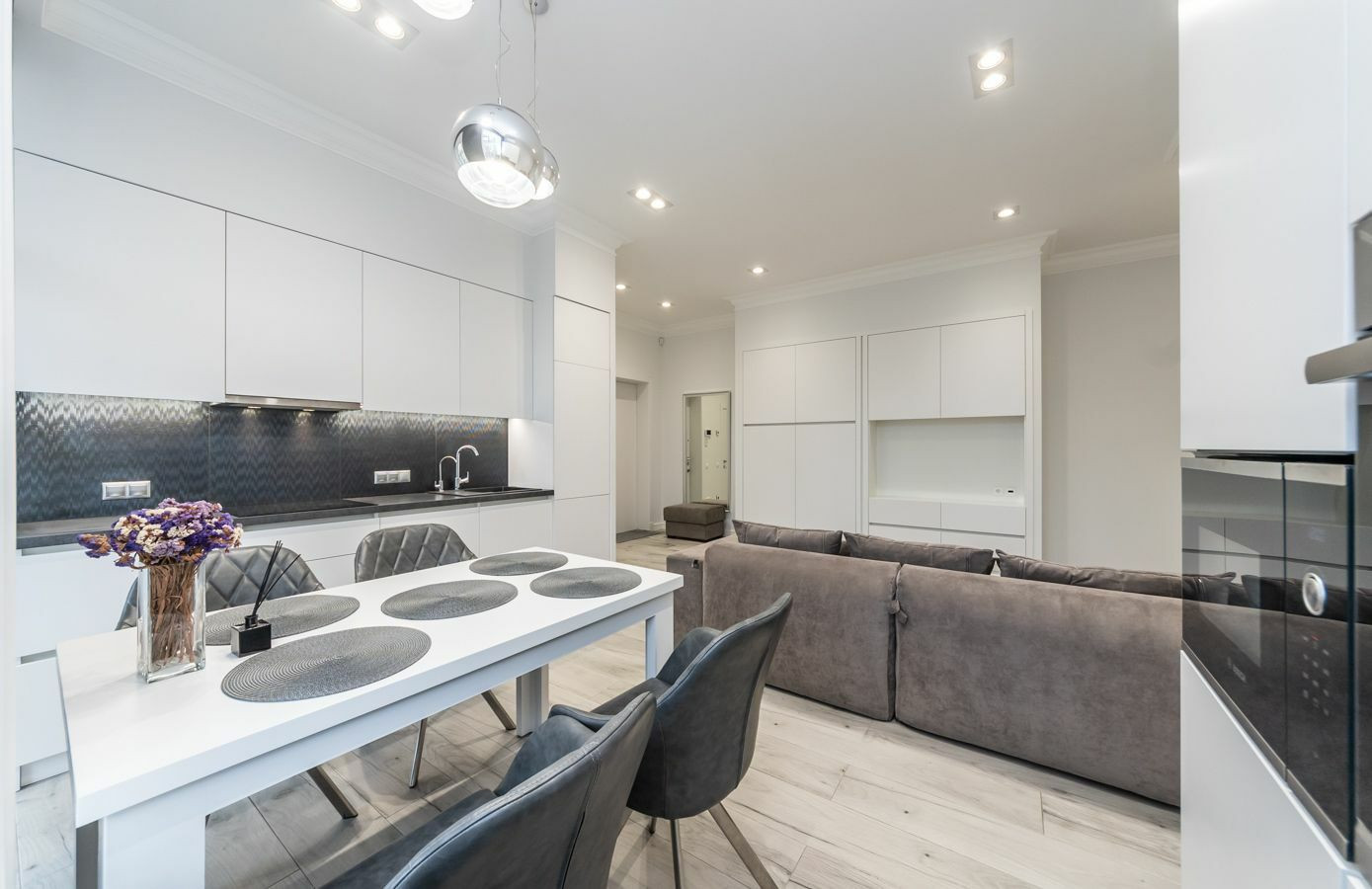 Продажа 4к квартиры в Киеве,  Сечевых стрельцов ул. (Артема ул.), 9В 0