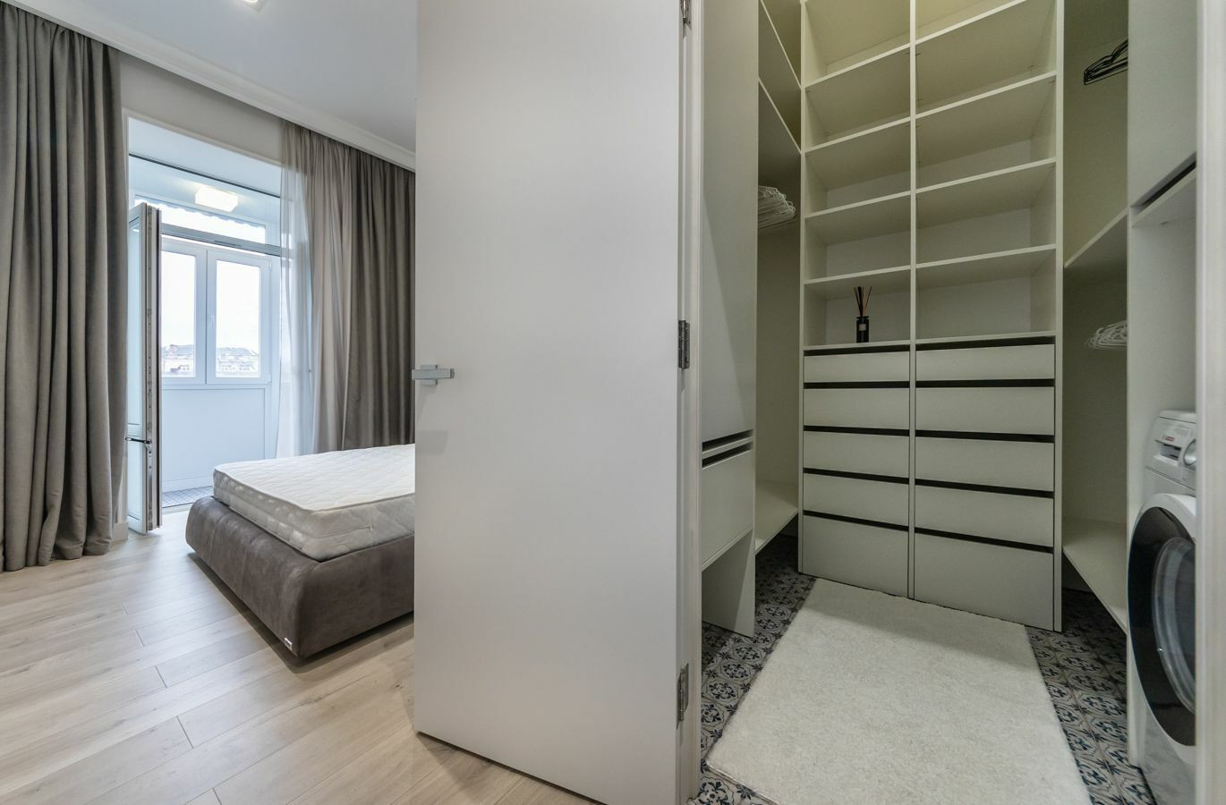 Продажа 4к квартиры в Киеве,  Сечевых стрельцов ул. (Артема ул.), 9В 11