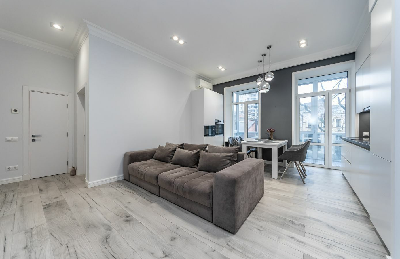 Продажа 4к квартиры в Киеве,  Сечевых стрельцов ул. (Артема ул.), 9В 16