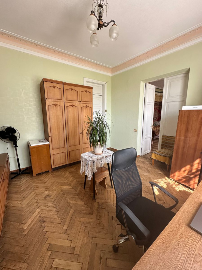Продажа 4к квартиры в Киеве,  Леонтовича ул., 6А 8