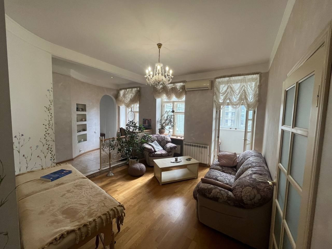 Продажа 3к квартиры в Киеве,  Гончара Олеся ул., 24 1