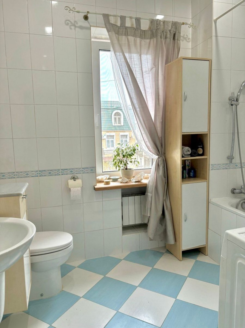 Продажа 3к квартиры в Киеве,  Гончара Олеся ул., 24 10