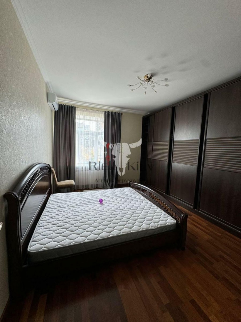 Продажа 3к квартиры в Киеве,  Бульварно-Кудрявская ул. (Воровского ул.), 4Б 16
